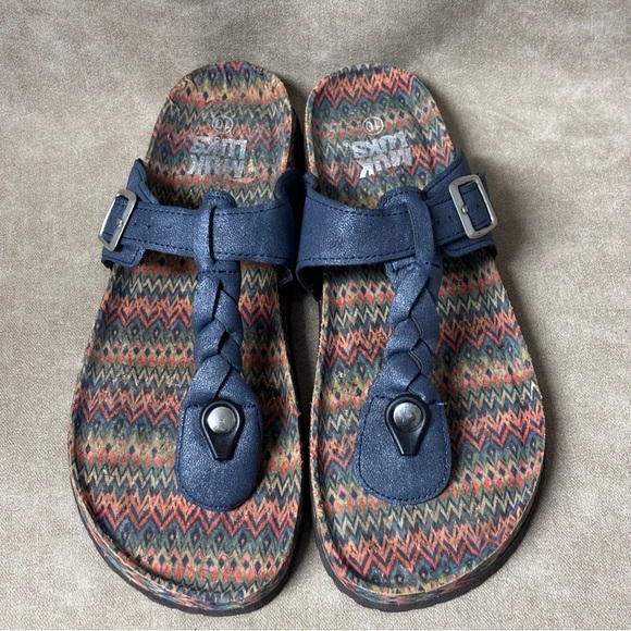 The Original Muk Luks Navy Suede
BohoBraided Buckle Memory Foam Sandals - Picture 1 of 9